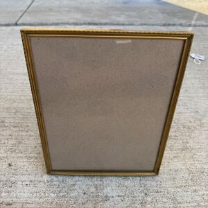 Vintage Brass Ornate Standing / Hanging Picture Photo Frame For 8x10 Pics - BUB